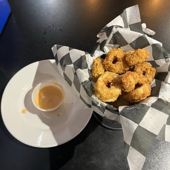 Boxer BBQ - Calamari with bang bang sauce. - Barbeque Near Me - Council Bluffs, Iowa Boxer BBQ - Calamari with bang bang sauce. - Barbeque Near Me - Council Bluffs, Iowa