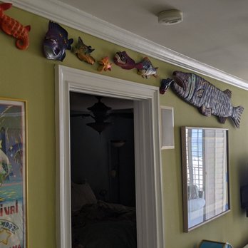 Phoenix East II - Strange living room decor. A little bit over the top - Hotels Near Me - Orange Beach, Alabama