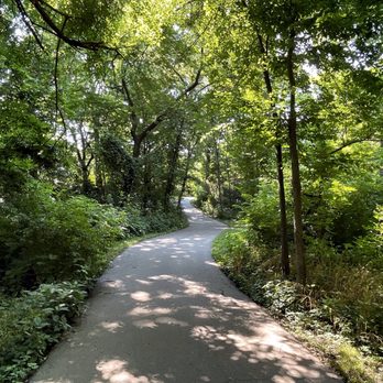 Green Meadows Park - A Section of the Wooded, Creekside Bike/Hike Trail - Parks Near Me - Overland Park, Kansas Green Meadows Park - A Section of the Wooded, Creekside Bike/Hike Trail - Parks Near Me - Overland Park, Kansas