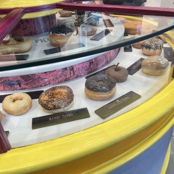Voodoo Doughnut - Donut flavors - Bakeries Near Me - Orlando, Florida Voodoo Doughnut - Donut flavors - Bakeries Near Me - Orlando, Florida