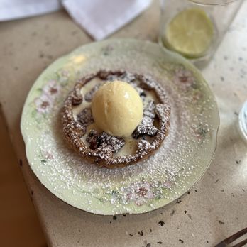 Oberlin - Rhubarb Tart - New American Near Me - Providence, Rhode Island