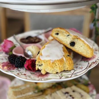 The Cobblestone Cottage - Blueberry lemon scones - Tea Rooms Near Me - Las Vegas, Nevada The Cobblestone Cottage - Blueberry lemon scones - Tea Rooms Near Me - Las Vegas, Nevada