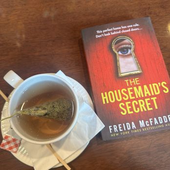 Flyleaf - Chamomile Tea - Bookstores Near Me - Grosse Pointe Farms, Michigan Flyleaf - Chamomile Tea - Bookstores Near Me - Grosse Pointe Farms, Michigan