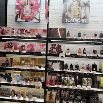 SEPHORA - Perfumes - Cosmetics & Beauty Supply Near Me - Miami Beach, Florida
