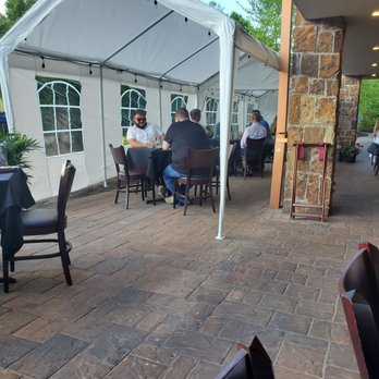 Rails Steakhouse - Steakhouses Near Me - Towaco, New Jersey