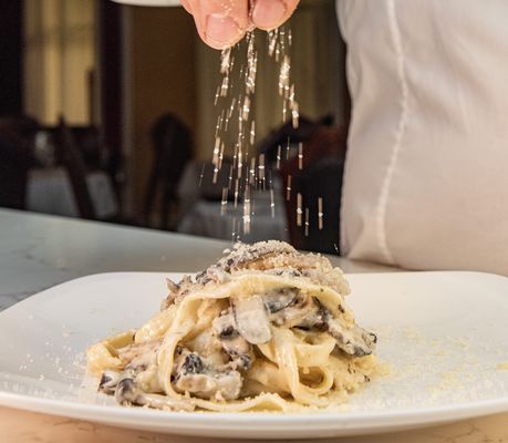 La Strada Italian Kitchen & Bar by null