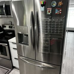 Nazar Appliance Repair - After service - fully working refrigerator and clean appearance.