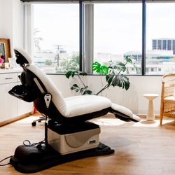Kelly M Bickle, MD - Patient Room
