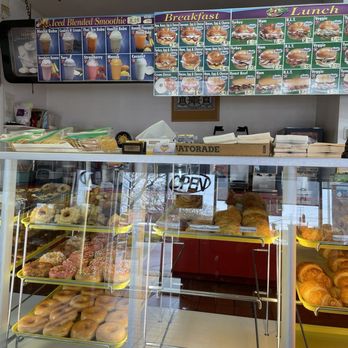 Allison's Donut & Sandwich Shop - Local donut & breakfast shop that knows what they are doing - Donuts Near Me - Long Beach, California Allison's Donut & Sandwich Shop - Local donut & breakfast shop that knows what they are doing - Donuts Near Me - Long Beach, California