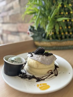 Fluffy Fluffy Dessert Cafe by null