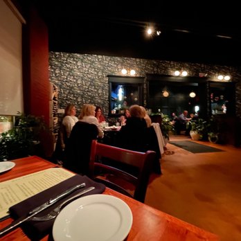 The Walrus Room - Dining room. - American Near Me - Geneva, Illinois The Walrus Room - Dining room. - American Near Me - Geneva, Illinois