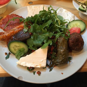 Knofi - Knofiteller - Cafes Near Me - Berlin, BE