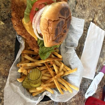 Sixth Street Dive - Tenderloin & fries - Tex-Mex Near Me - Lafayette, Indiana