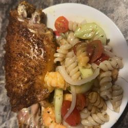 Puddin’s Lounge - Food prepared by chef Puddin
