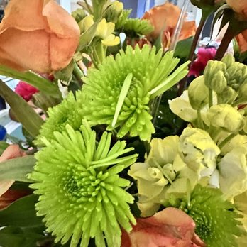 Designs by Carol - Floral Designers Near Me - Mundelein, Illinois