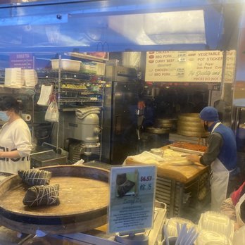 Mee Sum Pastry - Dimsum Making show - Seafood Near Me - Seattle, Washington