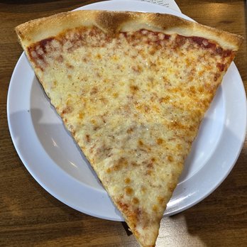 Danny's Pizza Kitchen - Pizza Near Me - Boynton Beach, Florida