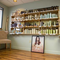 J Jukuri Spa and Salon