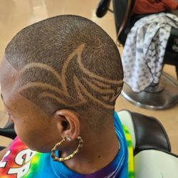 Romeo The Barber
