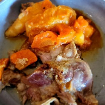 AMBAR Restaurant, Clarendon - Braised slow cooked Lamb - Modern European Near Me - Arlington, Virginia
