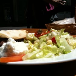 Damouri Traiteur - Kafta avec thé glace maison