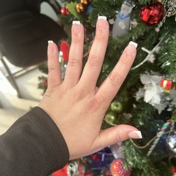 Platinum Nails and Spa - Short french tip nail with silver line on the ring finger - Nail Salons Near Me - Mesa, Arizona Platinum Nails and Spa - Short french tip nail with silver line on the ring finger - Nail Salons Near Me - Mesa, Arizona