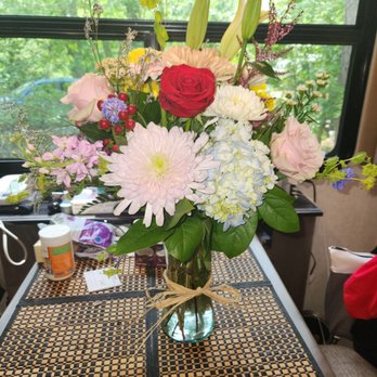 Bloom at the Shore - Florists Near Me - Manahawkin, New Jersey