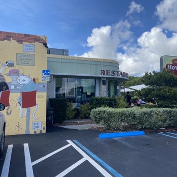 Howley's Restaurant - Diners Near Me - West Palm Beach, Florida Howley's Restaurant - Diners Near Me - West Palm Beach, Florida