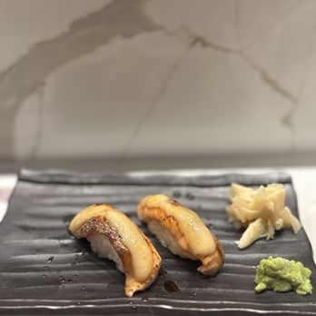 Kusshi - Kusshi Seared Salmon - Sushi Bars Near Me - Vienna, Virginia