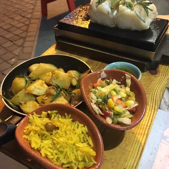 Taparikas - Seafood Near Me - Porto, 13