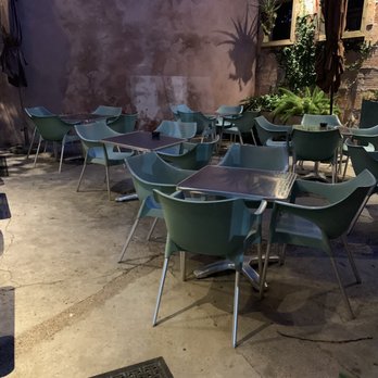 13 Celsius - Patio - Wine Bars Near Me - Houston, Texas 13 Celsius - Patio - Wine Bars Near Me - Houston, Texas