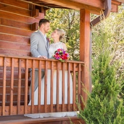 Buffalo Lodge - Photo credit: Becca Blake Photography