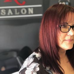 R17 Salon