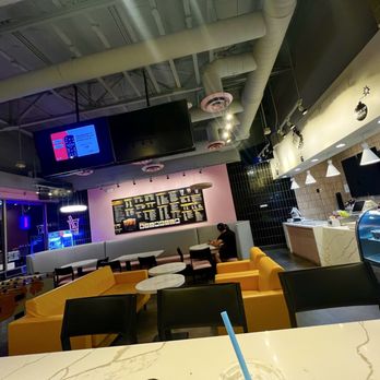 Bomboba - Interior - Coffee & Tea Near Me - Tolleson, Arizona Bomboba - Interior - Coffee & Tea Near Me - Tolleson, Arizona
