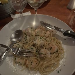 Shrimp & Scallop Scampi