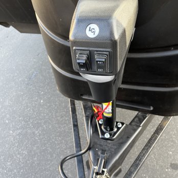 Matt's Mobile RV - Power jack - RV Repair Near Me - Sparks, Nevada