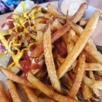 Localz Bistro - All American Dog - New American Near Me - Sandy, Utah Localz Bistro - All American Dog - New American Near Me - Sandy, Utah