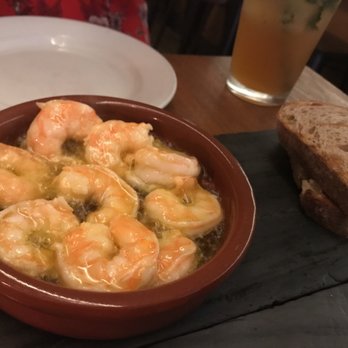 El Born - Boiling garlic shrimp. Table side. - Spanish Near Me - Brooklyn, New York El Born - Boiling garlic shrimp. Table side. - Spanish Near Me - Brooklyn, New York