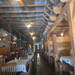 Hayden's Crossing - Inside restaurant