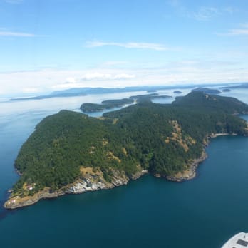 Kenmore Air - View of Puget Sound islands from Kenmore Air seaplane. - Flight Instruction Near Me - Kenmore, Washington Kenmore Air - View of Puget Sound islands from Kenmore Air seaplane. - Flight Instruction Near Me - Kenmore, Washington