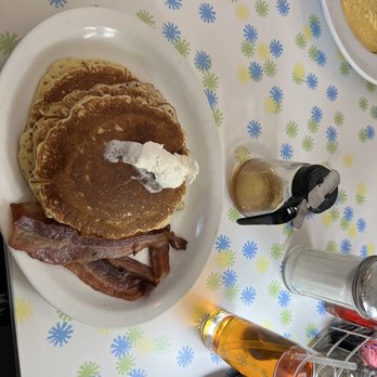 Big Bad Breakfast - Memphis - Flapjacks- the table consensus was that my portion size was the best. They were yummy and the spicy bacon was good too. - New American Near Me - Memphis, Tennessee Big Bad Breakfast - Memphis - Flapjacks- the table consensus was that my portion size was the best. They were yummy and the spicy bacon was good too. - New American Near Me - Memphis, Tennessee