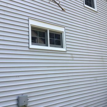 Premier Painting Home Improvement - This is 30 year old vinyl siding that looks like new - Painters Near Me Premier Painting Home Improvement - This is 30 year old vinyl siding that looks like new - Painters Near Me