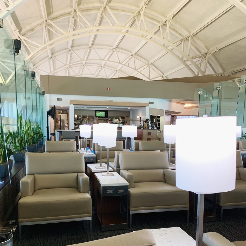 UNITED CLUB 38 Photos & 33 Reviews Airport Lounges 18601 Airport