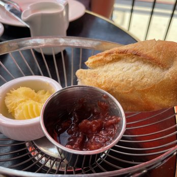 Petit Trois - Baguette - French Near Me - Sherman Oaks, California Petit Trois - Baguette - French Near Me - Sherman Oaks, California