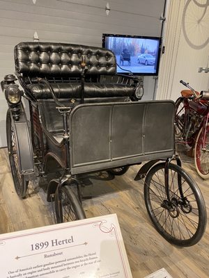 Fountainhead Antique Auto Museum by null