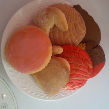 Panaderia La Pinata - Delicious!:] - Bakeries Near Me - Caldwell, Idaho