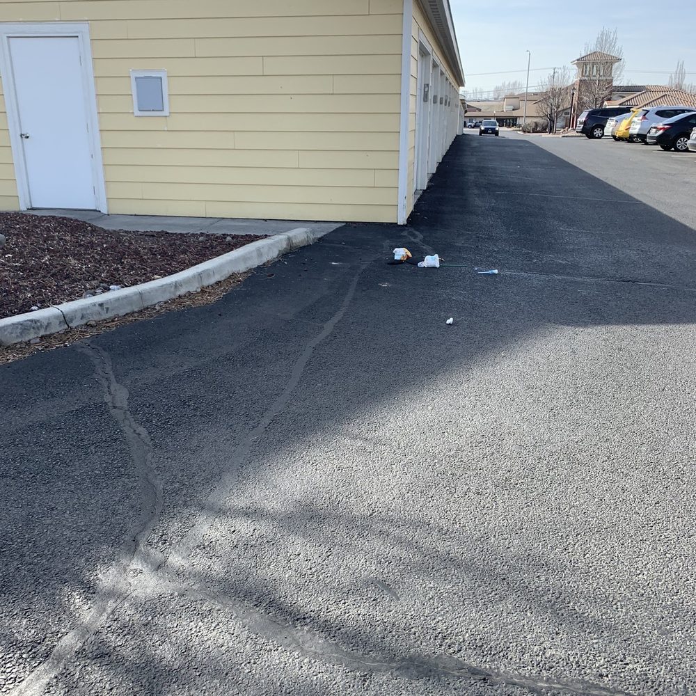 The Vintage - Trash dirty baby diapers - Apartments Near Me - Moses Lake, Washington