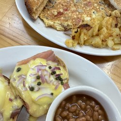 Riverside Cafe & Diner