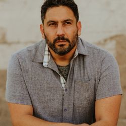 ReynoldsPhotography - Aaron Morrow