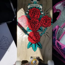 Westside Skate Shop Largo - Santa Cruz Dressen Rose Cross, Independent Hollow 159s, and Spitfires Chargers. Super Red's bearings that impressed me so far.